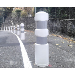 LTA019 : Lot de 4 bornes signalétiques